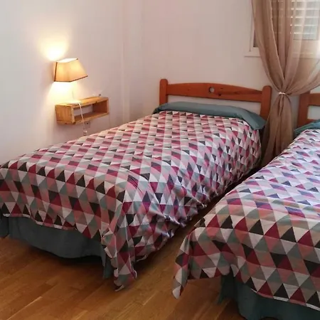 Chalet Pareado Nyaraló *